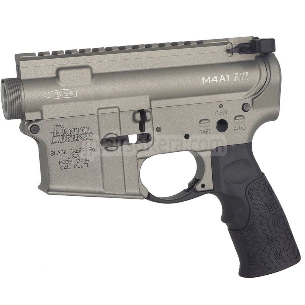 CYMA CGS Daniel Defense M4A1 RIIIレシーバーキット CYMA CGS 東京マルイ M4 シリーズ MWS GBB ライフル エアソフトガンに適合